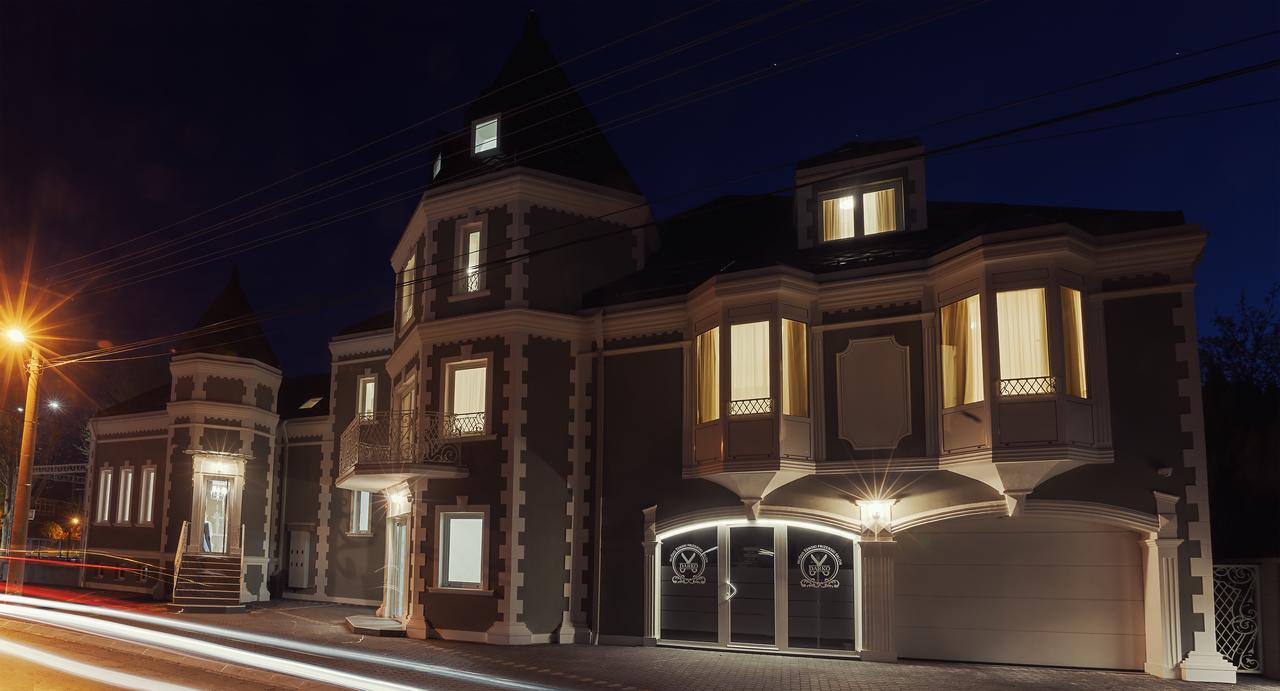 Castello Boutique Hotel Čačak Eksteriør billede