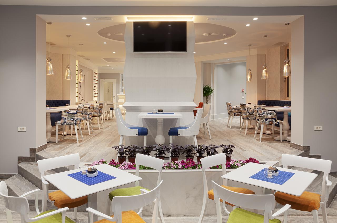 Castello Boutique Hotel Čačak Eksteriør billede